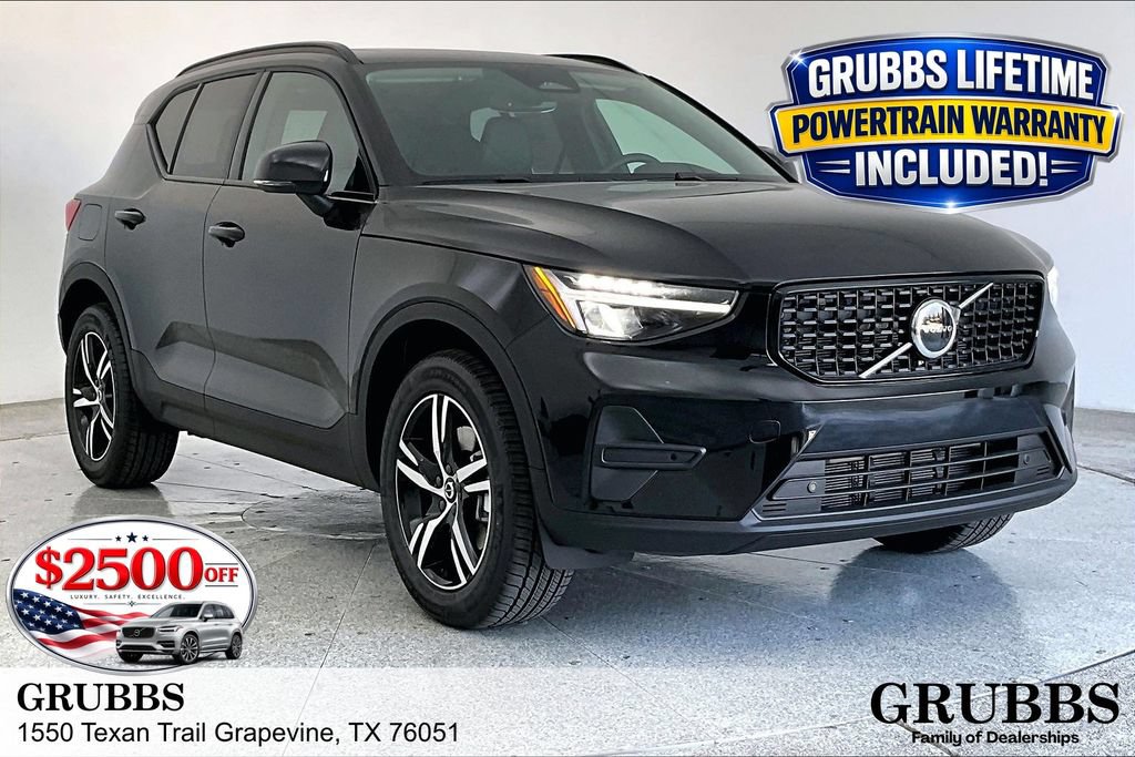 New 2026 Volvo XC40 B5 Core w/ Protection Package Premier AWD/4WD image 1