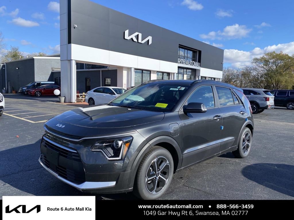 New 2025 Kia Niro EX w/ EX Cold Weather Package