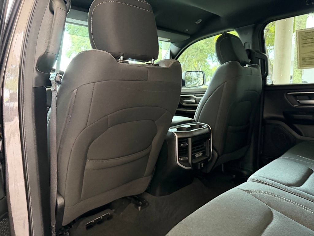 Used 2022 RAM 1500 Big Horn RWD image 36