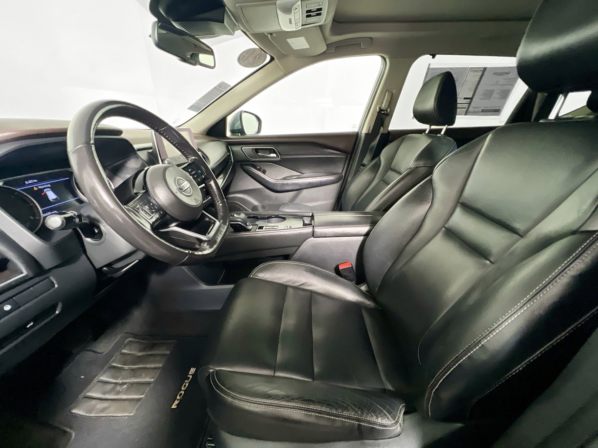 Used 2021 Nissan Rogue SL FWD image 14