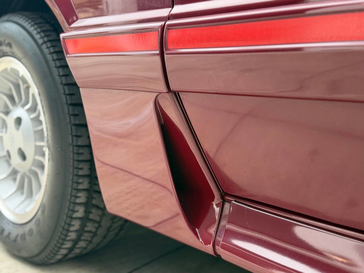 Used 1988 Ford Mustang GT image 44