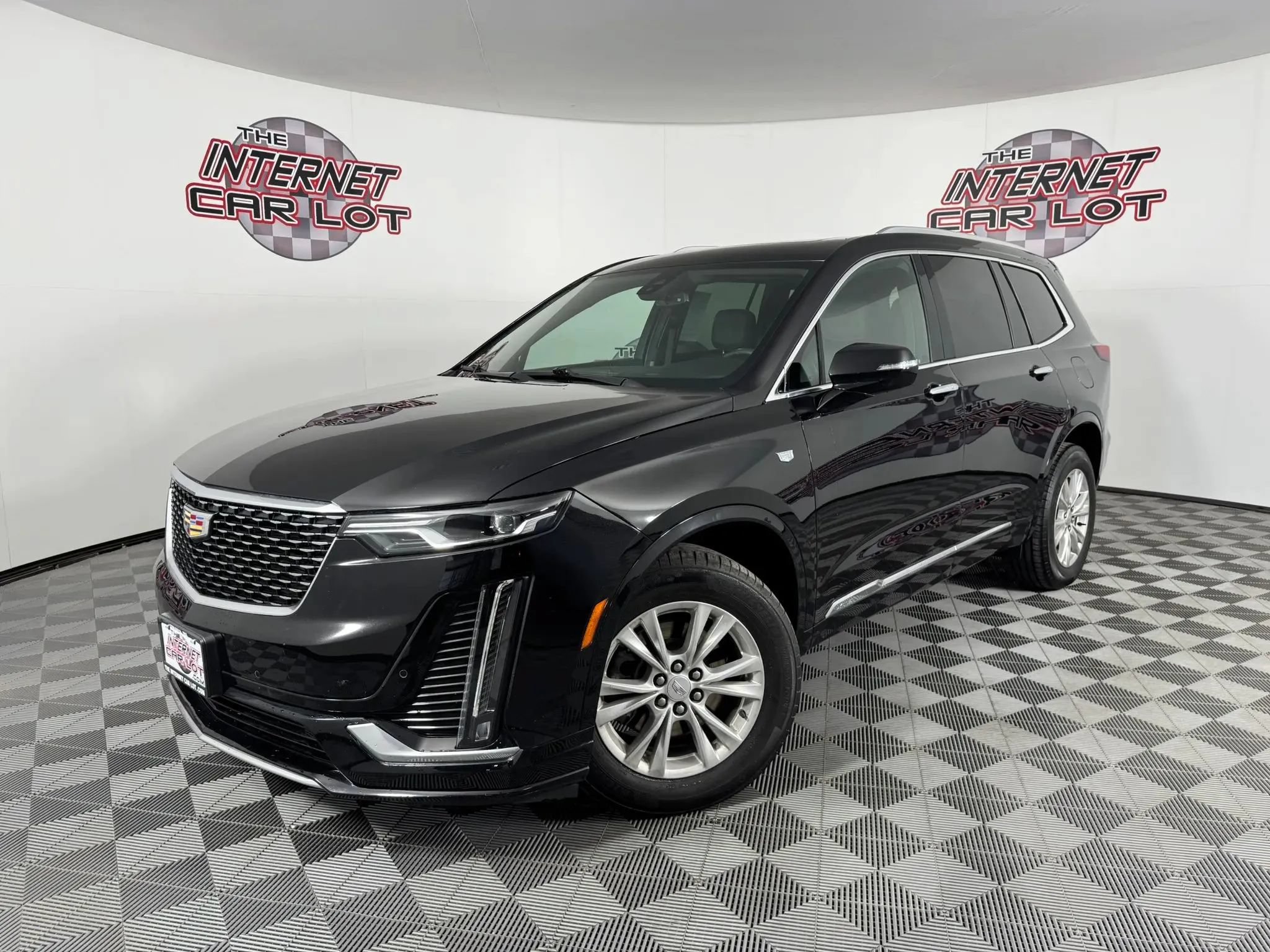 Used 2023 Cadillac XT6 Luxury AWD/4WD image 1