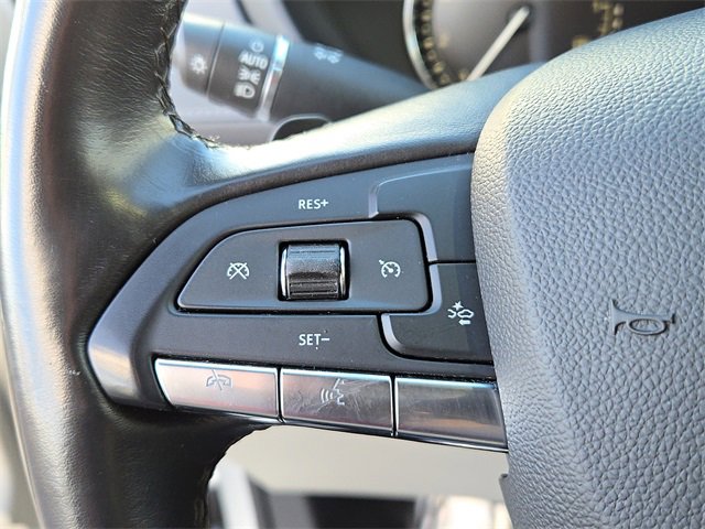 Used 2022 Cadillac XT4 Premium Luxury w/ Safety Alert Package image 27