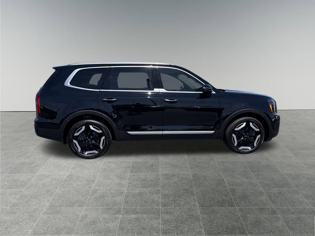 Used 2024 Kia Telluride S w/ S Sunroof Package image 7