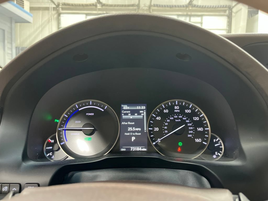 Used 2017 Lexus ES 300h w/ Luxury Package FWD image 23