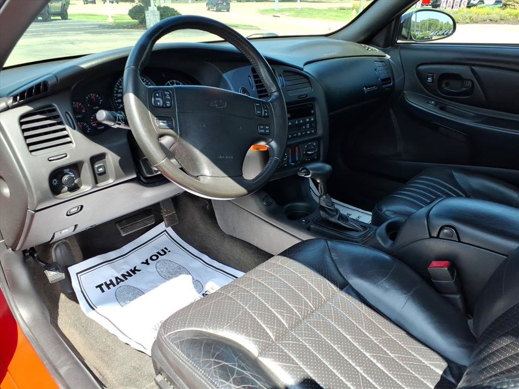 Used 2004 Chevrolet Monte Carlo SS w/ Preferred Equipment Group FWD image 9