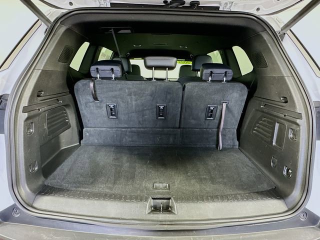 Used 2025 Buick Enclave Preferred AWD/4WD image 33