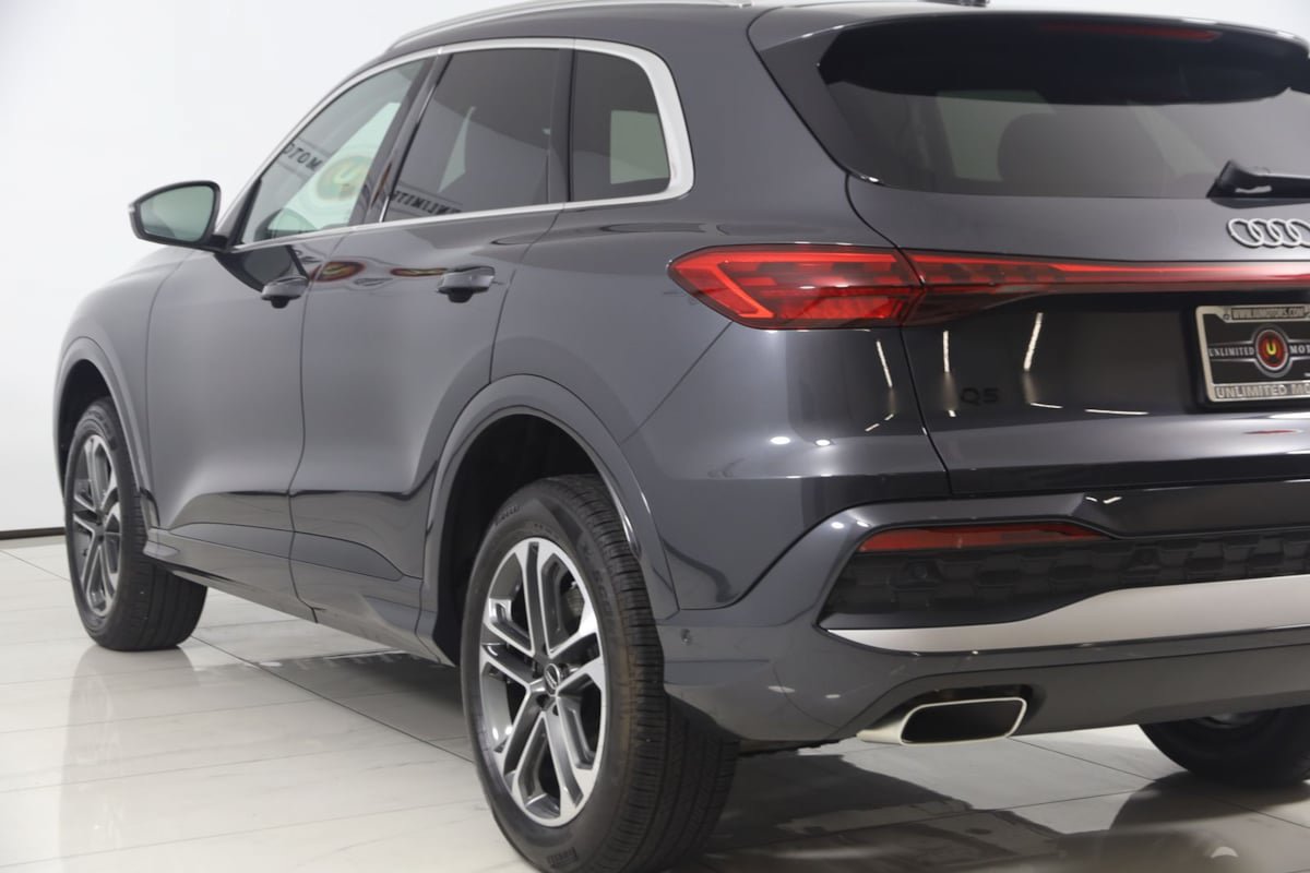 Used 2026 Audi Q5 Premium Plus AWD/4WD image 23