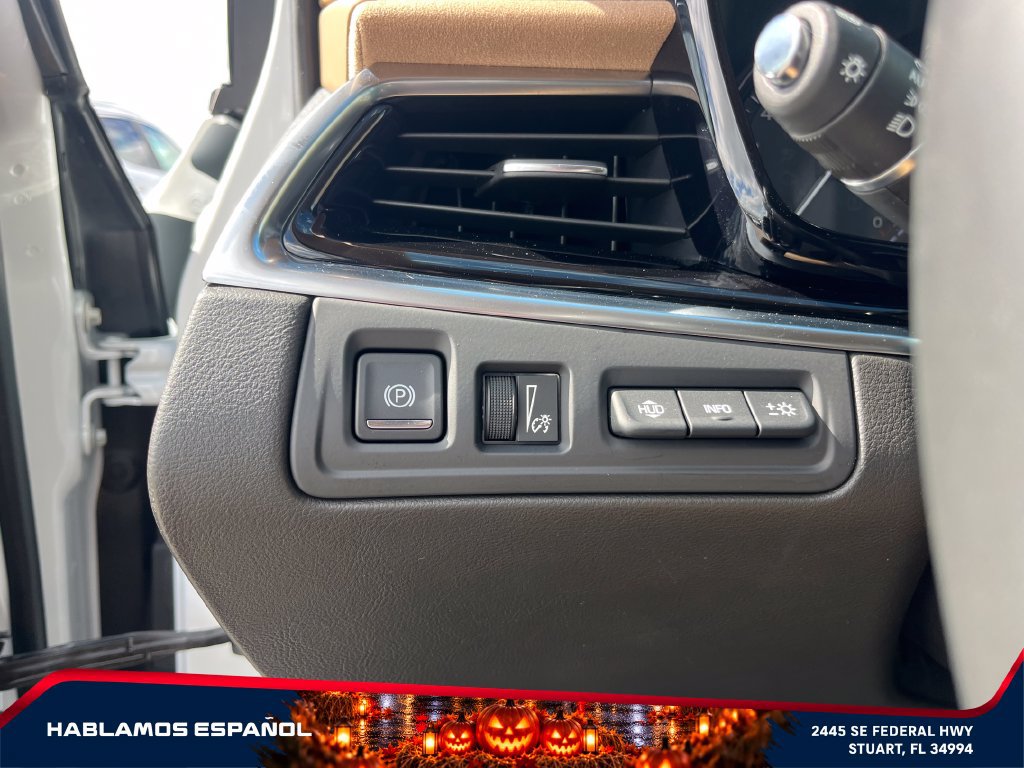Used 2023 Cadillac XT6 Premium Luxury w/ Platinum Package AWD/4WD image 25