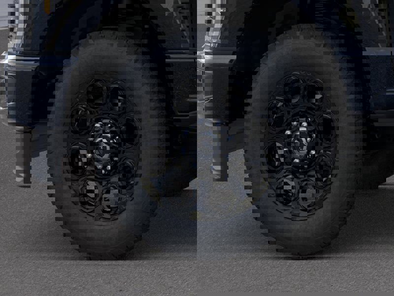 New 2026 Ford F250 Lariat w/ Black Appearance Package image 19