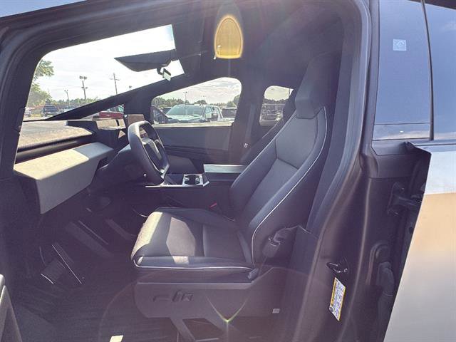 Used 2025 Tesla Cybertruck Cyberbeast AWD/4WD image 12