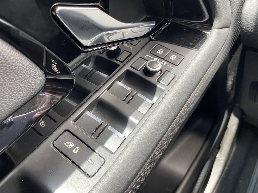 Used 2021 Land Rover Range Rover Evoque S AWD/4WD image 9