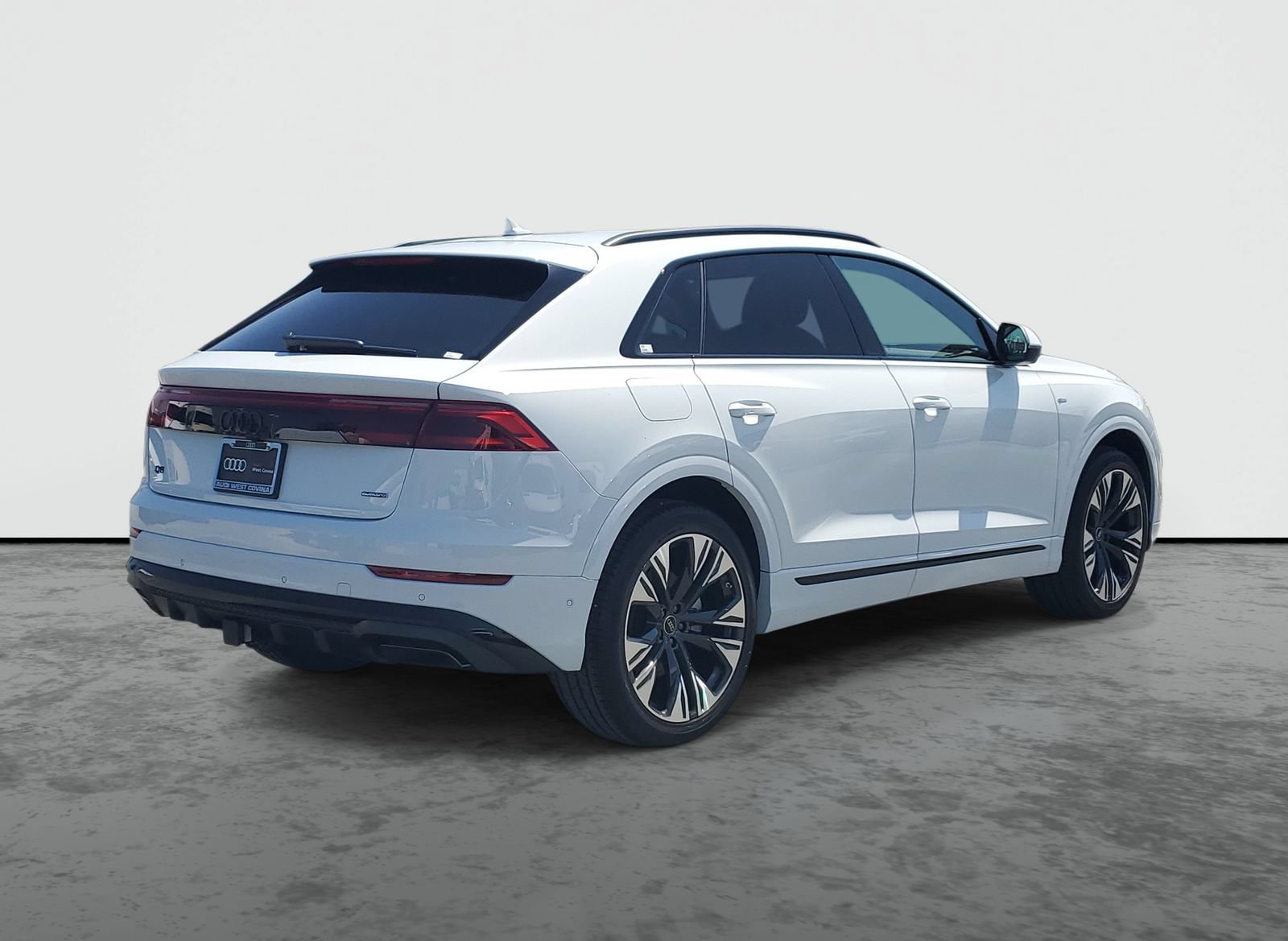 New 2026 Audi Q8 Premium Plus AWD/4WD image 4