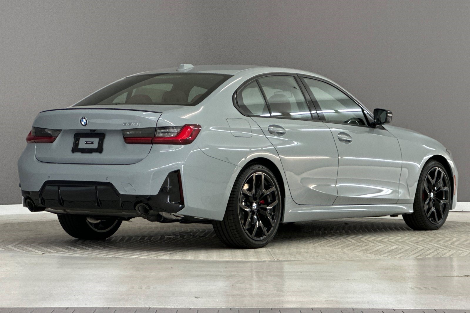 New 2026 BMW 330i Sedan w/ M Sport Package RWD image 8