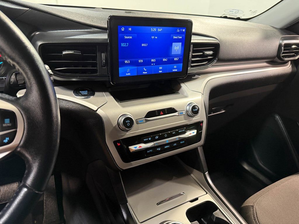 Used 2022 Ford Explorer XLT image 79