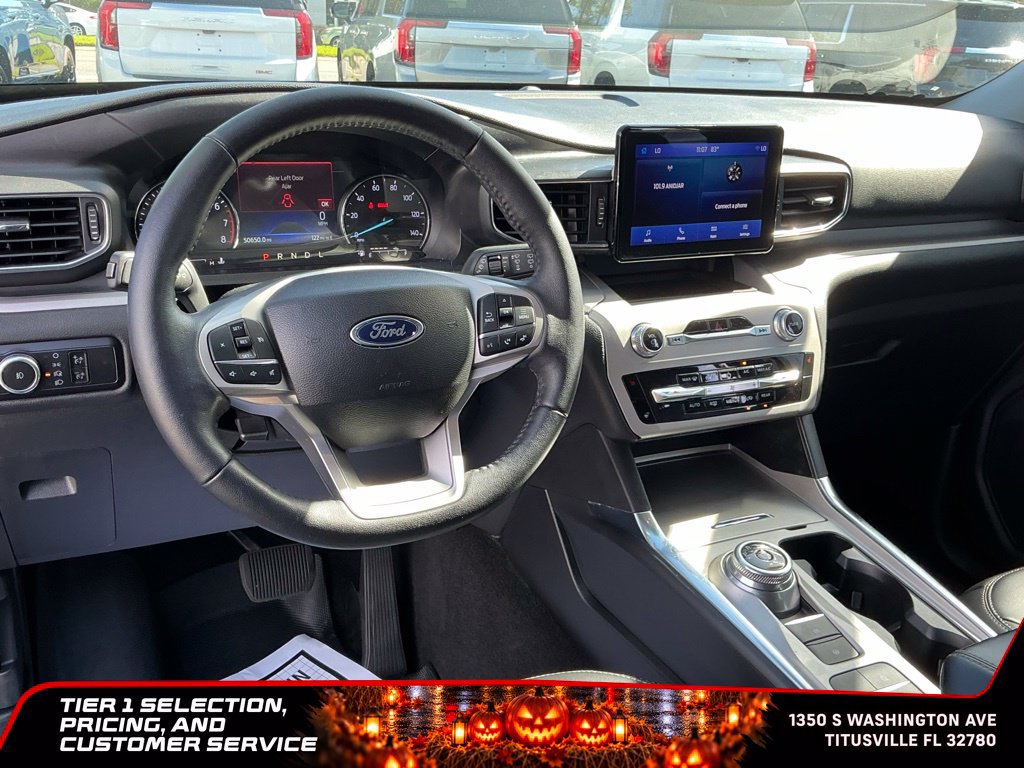 Used 2023 Ford Explorer XLT w/ Equipment Group 202A RWD image 16