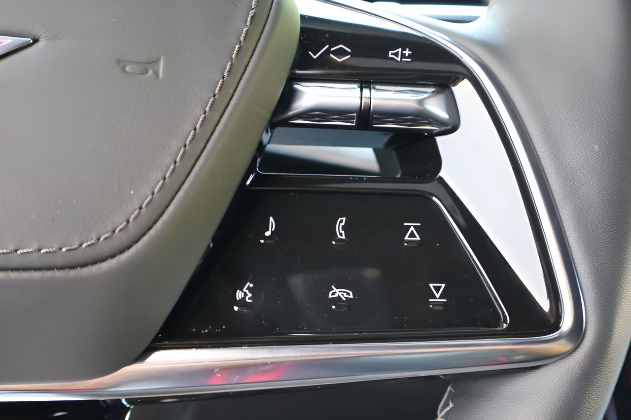 Certified 2026 Cadillac Escalade V w/ LPO, ONYX Package image 28