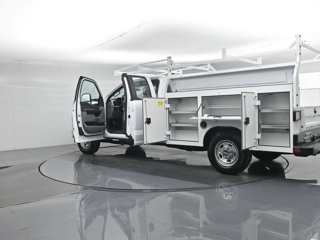 New 2026 Ford F250 XL w/ XL Chrome Package RWD image 6
