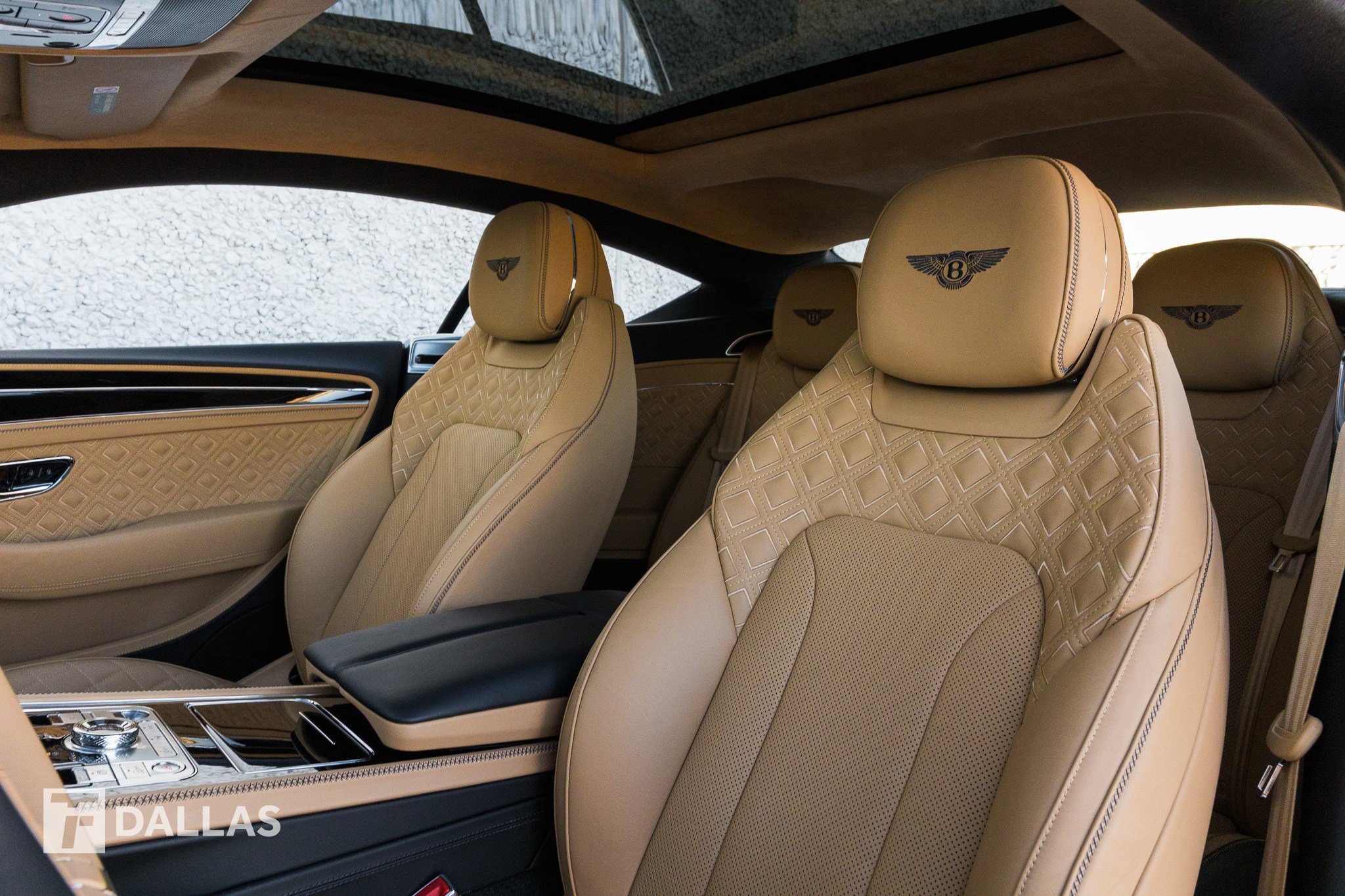 Used 2023 Bentley Continental GT V8 image 22