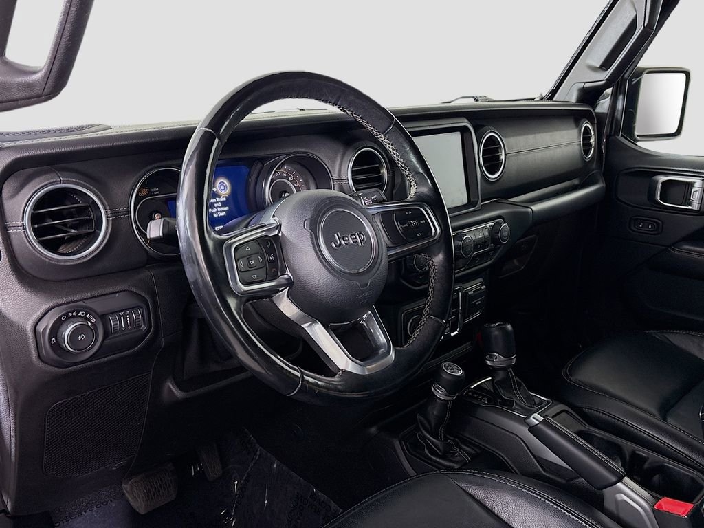 Used 2019 Jeep Wrangler Unlimited Sahara image 11