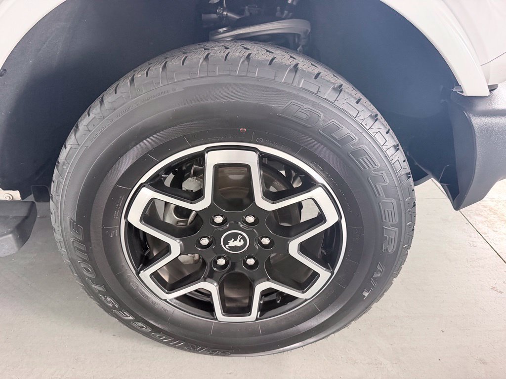 Used 2024 Ford Bronco Outer Banks AWD/4WD image 4