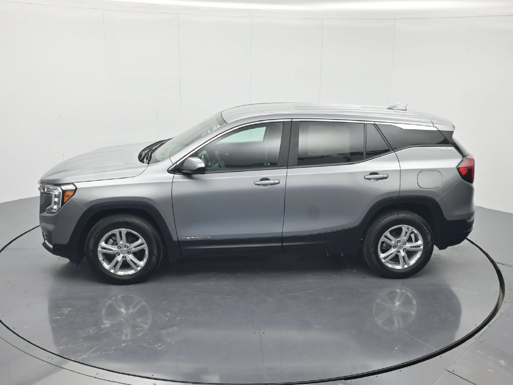 Used 2024 GMC Terrain SLE AWD/4WD image 35