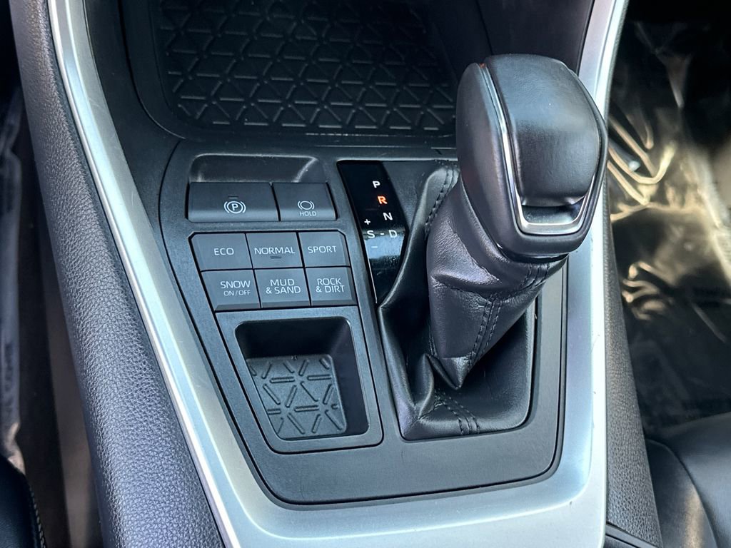Used 2019 Toyota RAV4 XLE Premium w/ Cold Weather Package image 30