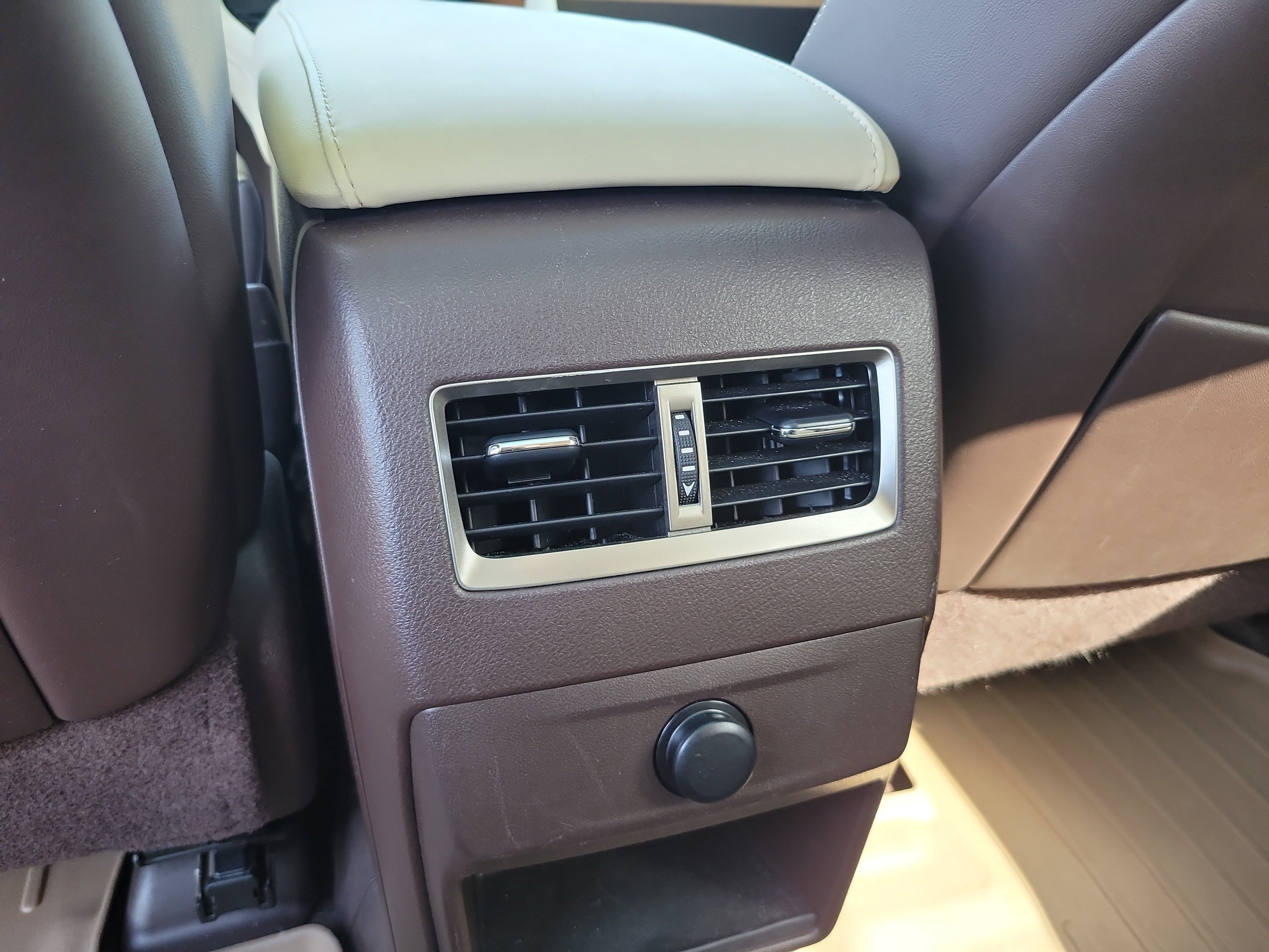 Used 2019 Lexus RX 450h AWD w/ Navigation Package image 13