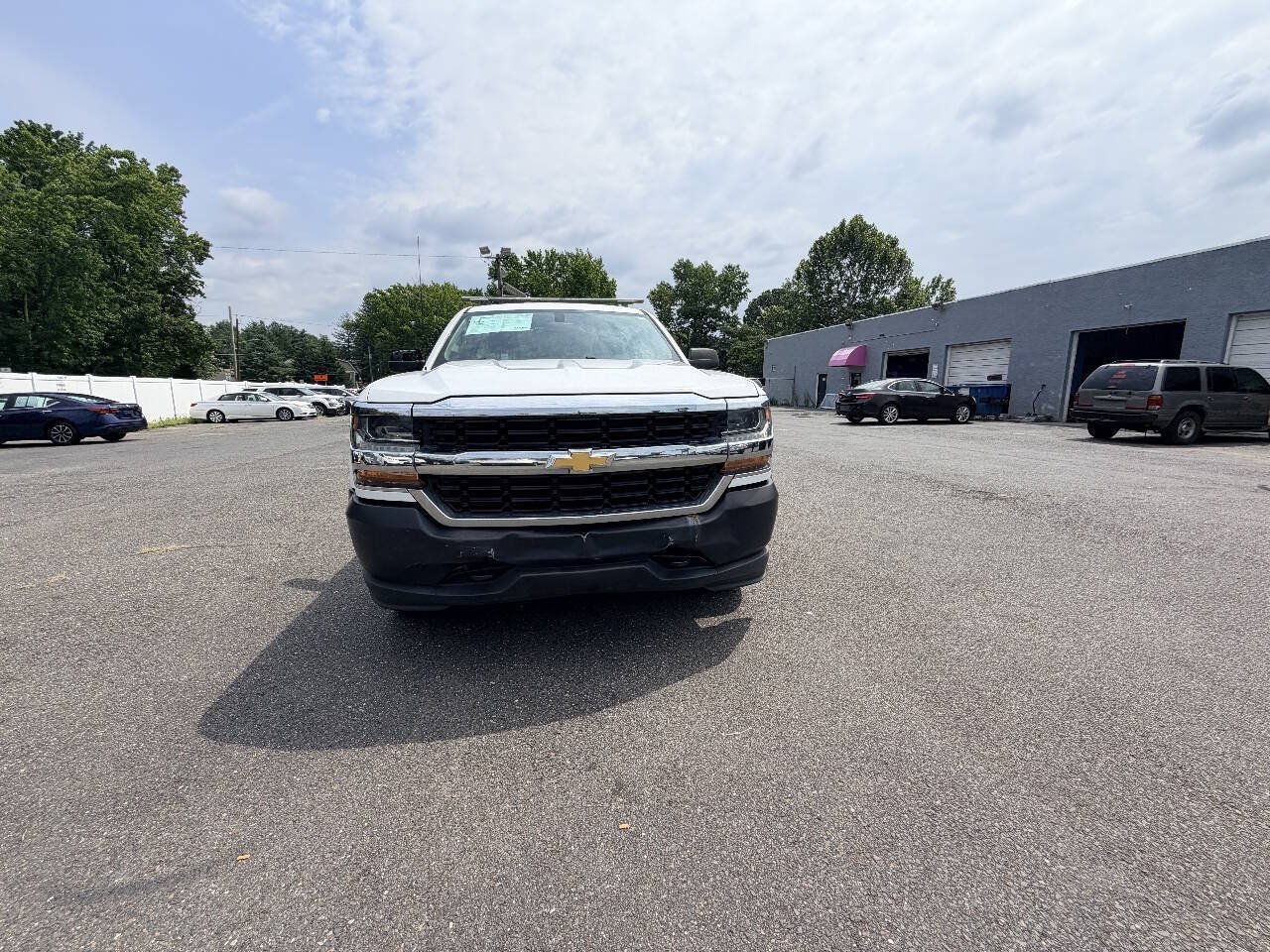 Used 2017 Chevrolet Silverado 1500 W/T w/ Trailering Package AWD/4WD image 7
