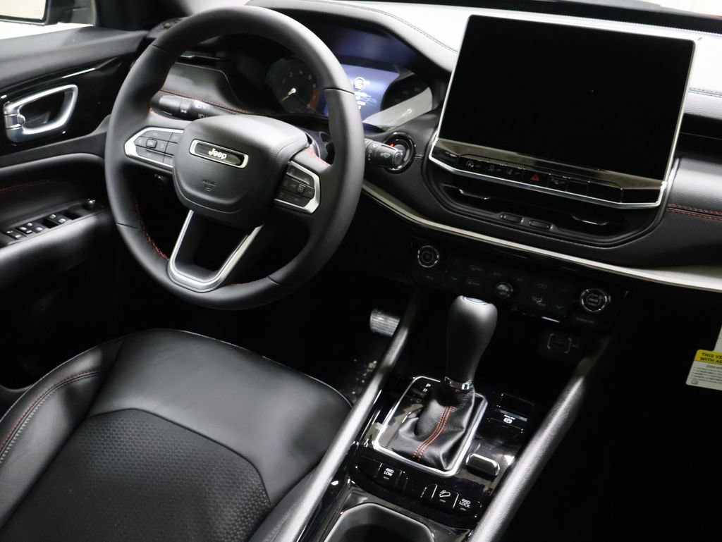 New 2026 Jeep Compass Trailhawk image 19