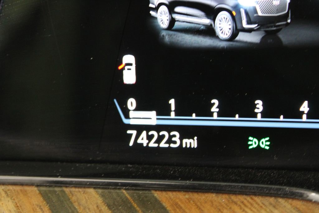 Used 2021 Cadillac Escalade Sport Platinum RWD image 45