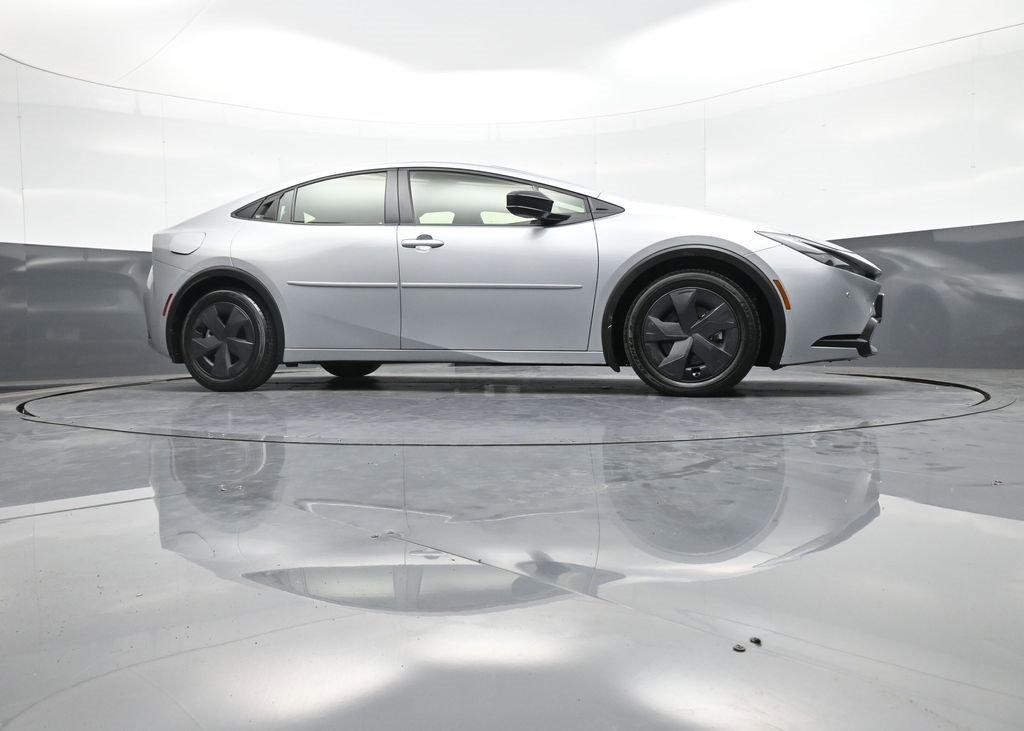 Certified 2024 Toyota Prius Prime SE image 27