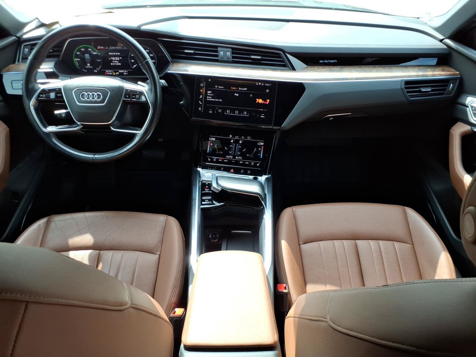 Used 2019 Audi e-tron Premium Plus AWD/4WD image 27