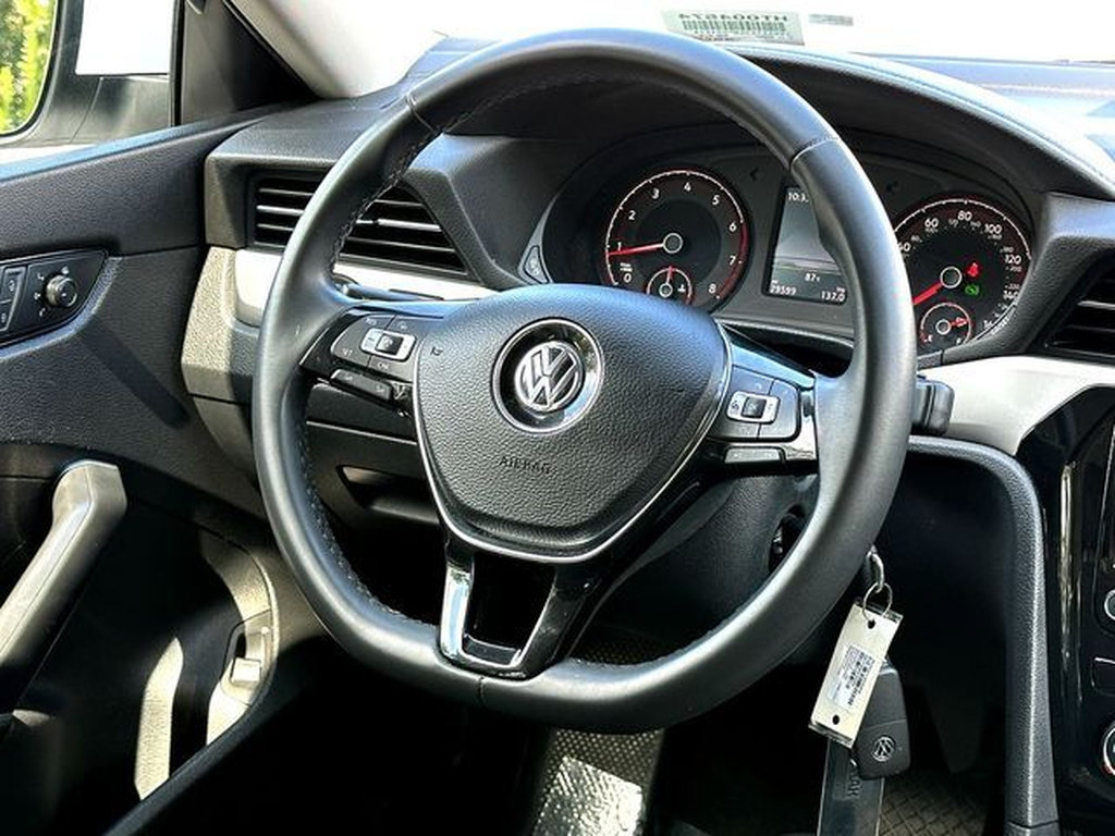 Used 2021 Volkswagen Passat 2.0T S FWD image 29