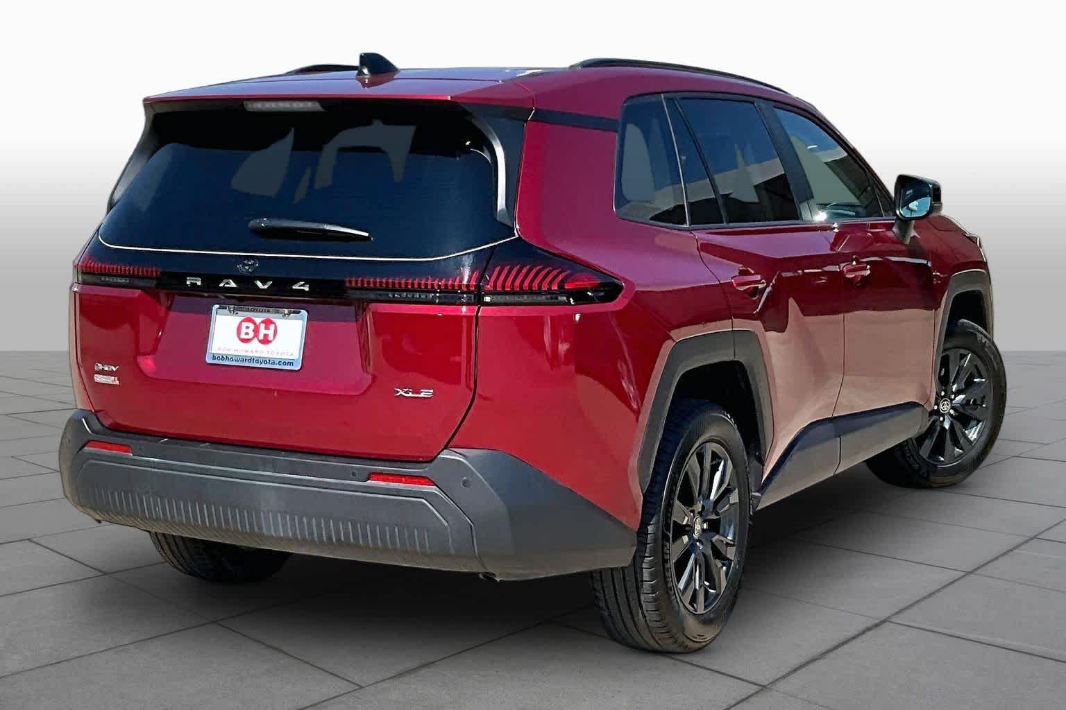 Used 2026 Toyota RAV4 XLE Premium FWD image 13
