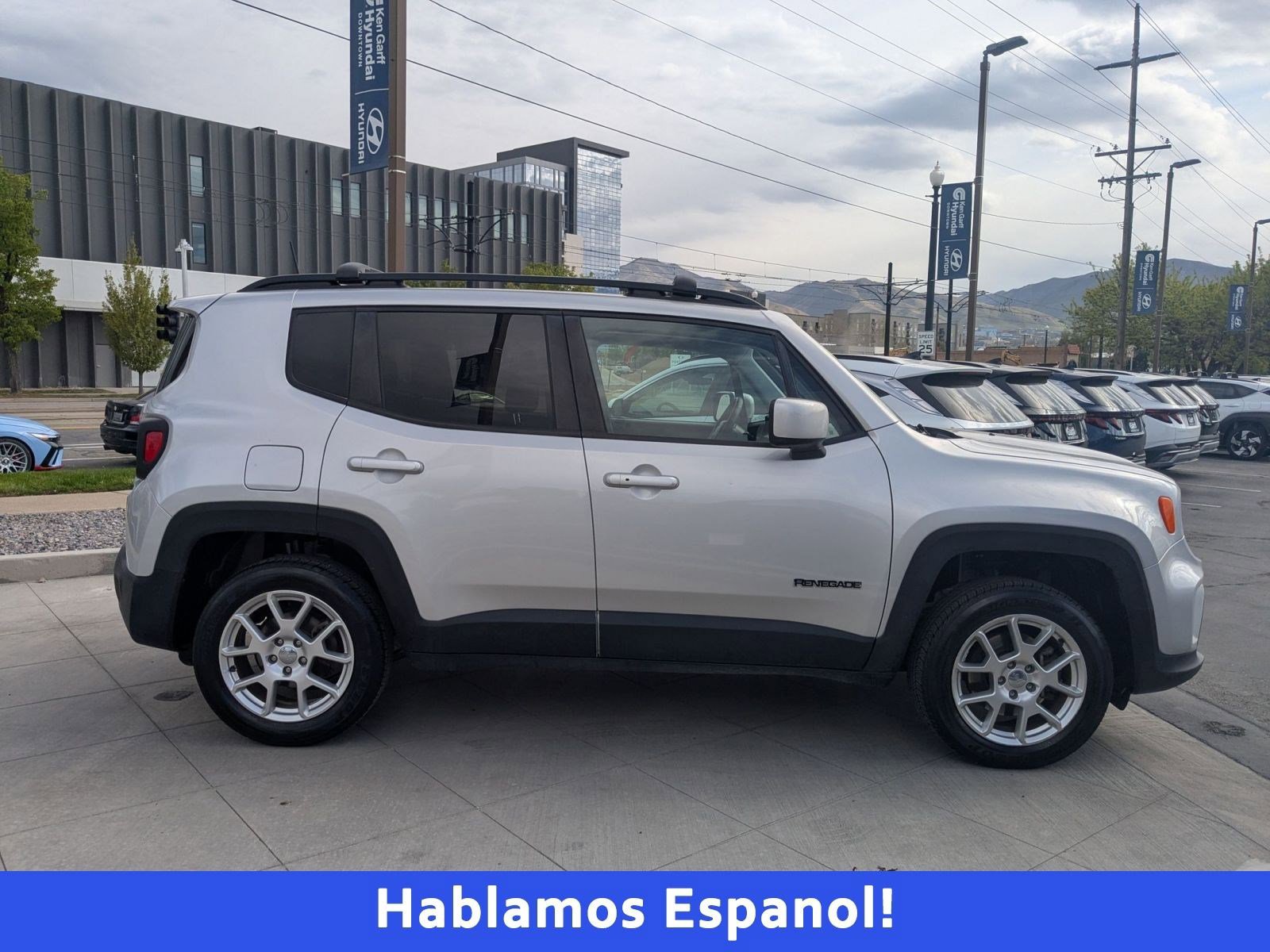 Used 2020 Jeep Renegade Latitude w/ Popular Equipment Group image 2