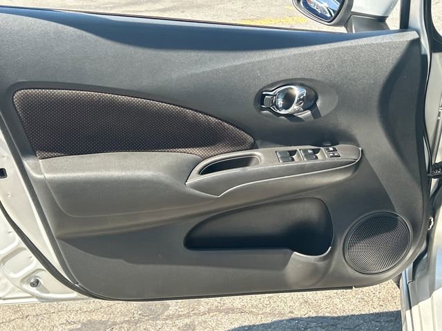 Used 2015 Nissan Versa Note SR image 11