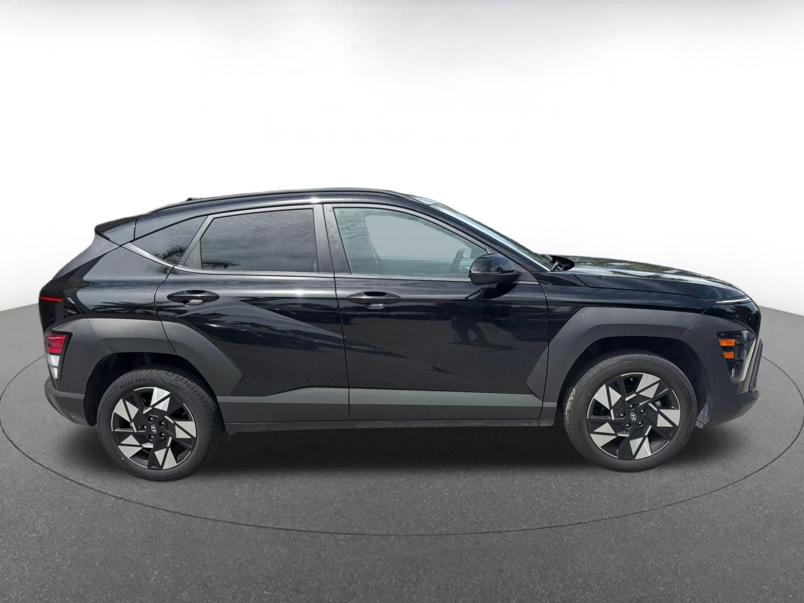 Used 2025 Hyundai Kona SEL AWD/4WD image 7