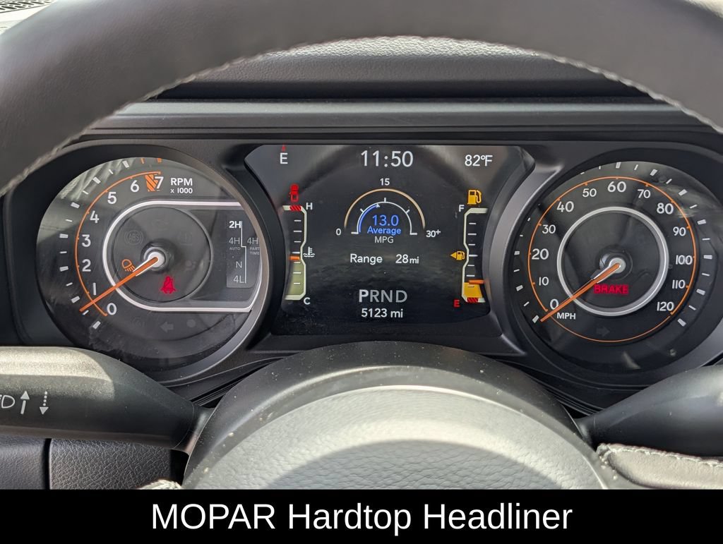 Used 2025 Jeep Gladiator Rubicon AWD/4WD image 21