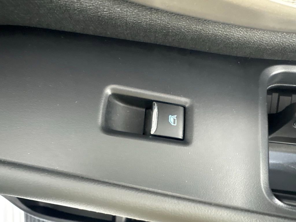 Used 2025 Ford Expedition Active image 42