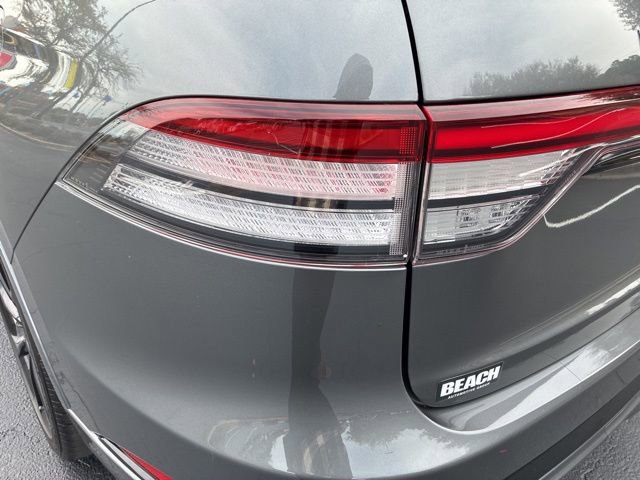 Certified 2025 Lincoln Aviator Reserve w/ Equipment Group 201A image 13