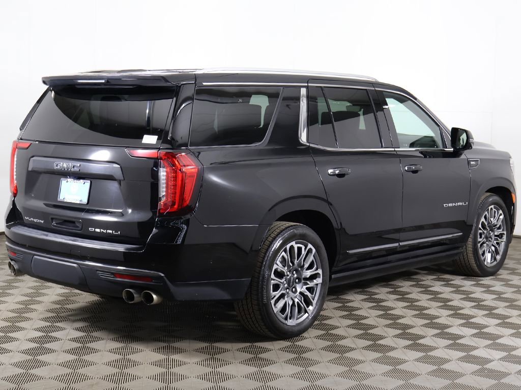 Used 2023 GMC Yukon Denali Ultimate w/ LPO, Floor Liner Package image 18