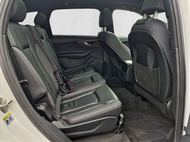 Used 2020 Audi Q7 2.0T Premium AWD/4WD image 23