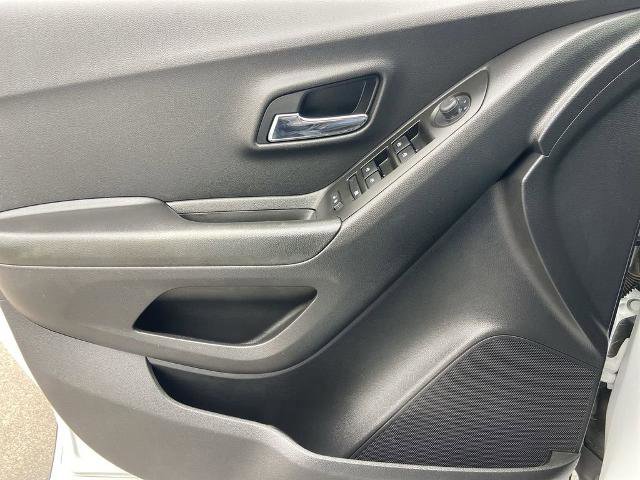 Used 2021 Chevrolet Trax LS w/ Tint and Cruise Package image 16