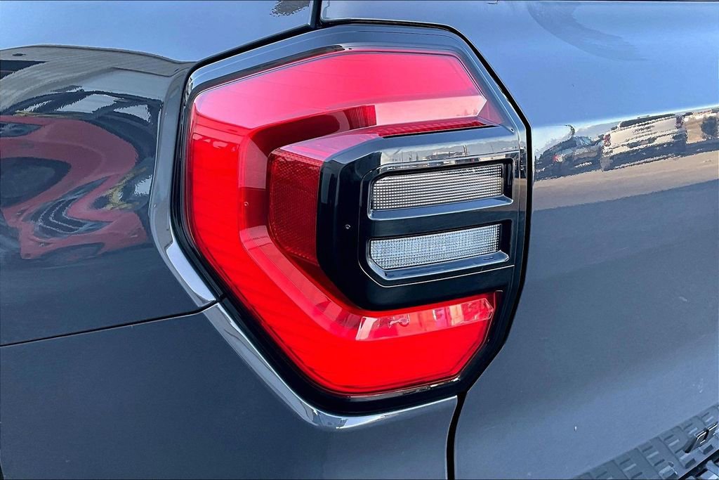 Used 2025 Toyota 4Runner TRD Off-Road image 30