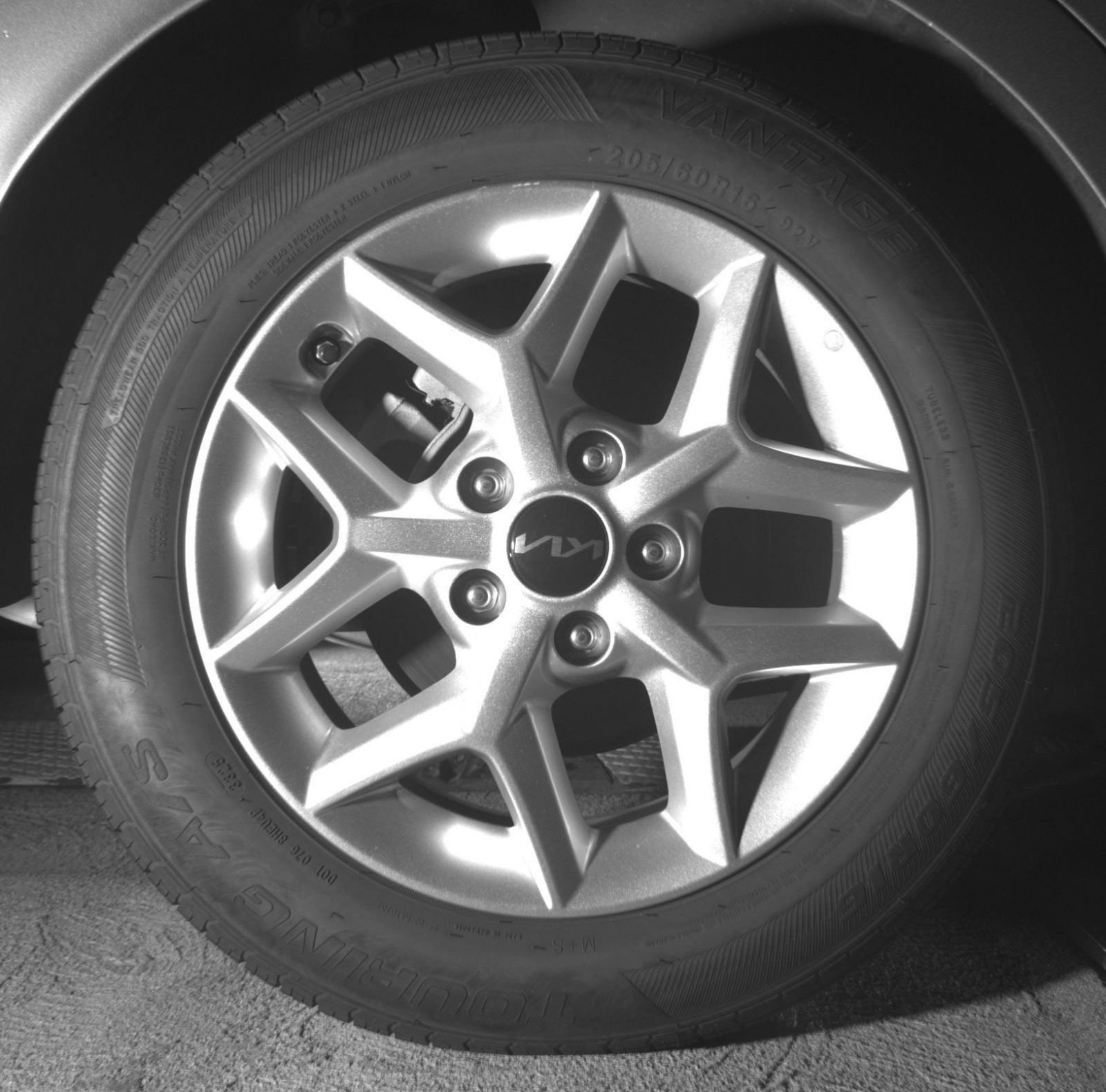 Used 2025 Kia Soul LX w/ LX Technology Package FWD image 20