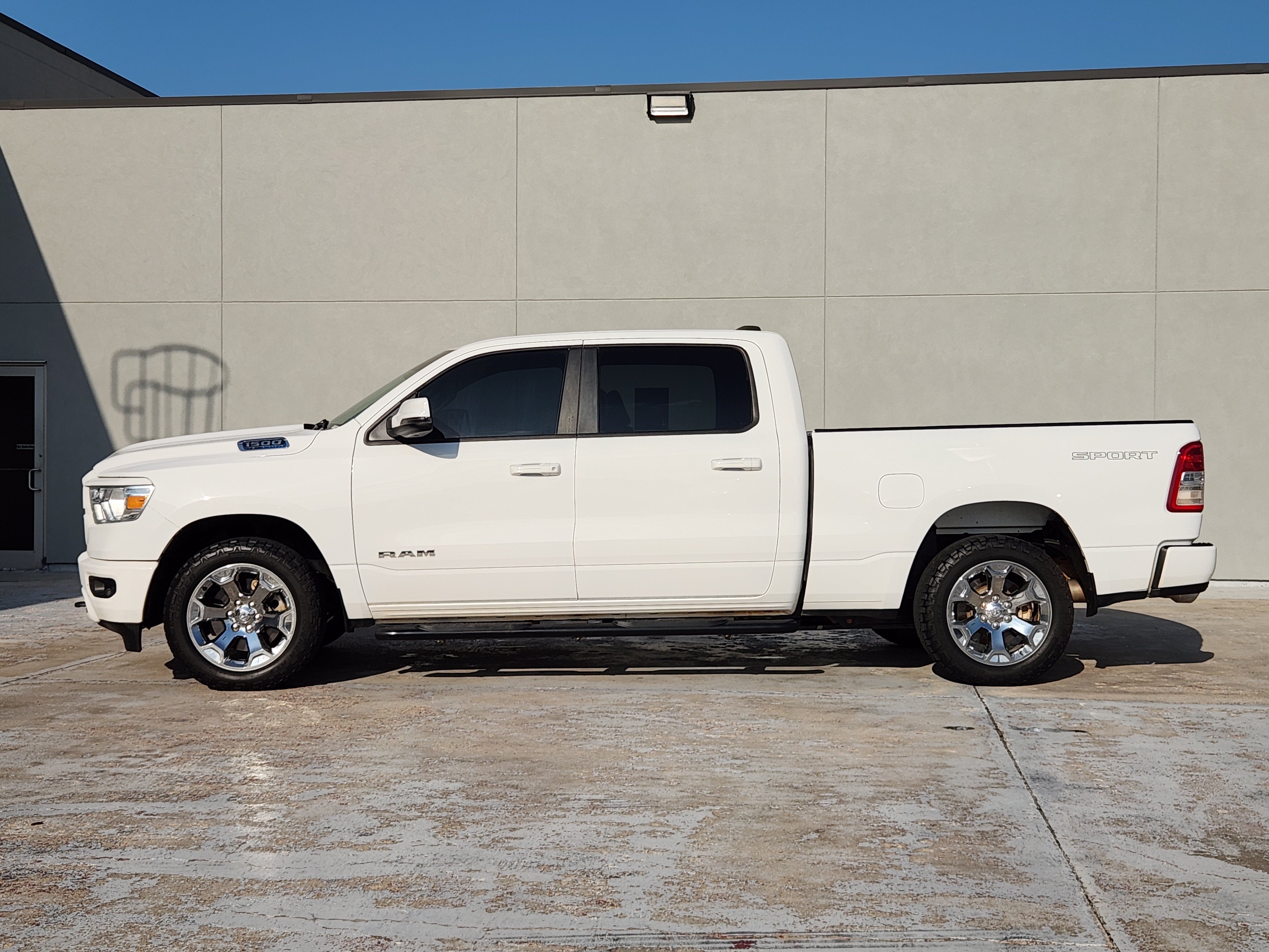 Used 2023 RAM 1500 Big Horn AWD/4WD image 5