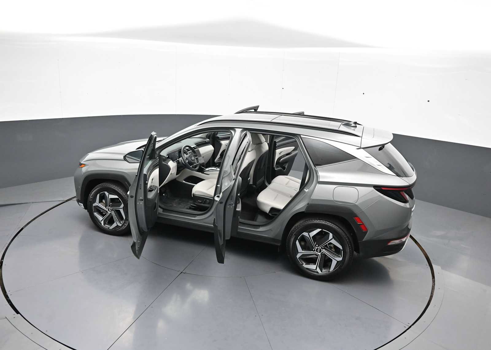 Used 2024 Hyundai Tucson Limited AWD/4WD image 45