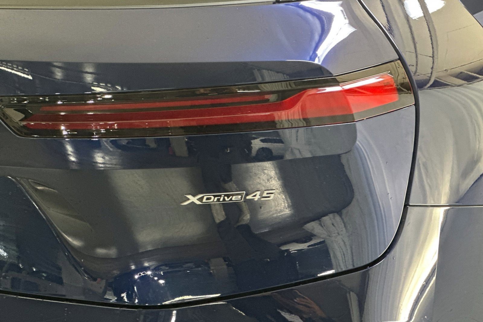 Used 2026 BMW iX xDrive45 image 12