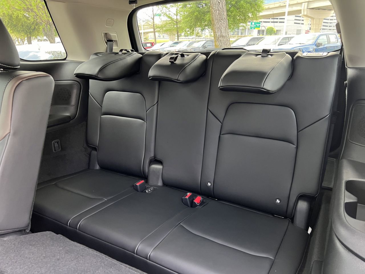 Certified 2025 Nissan Pathfinder Platinum w/ Cargo Package image 4